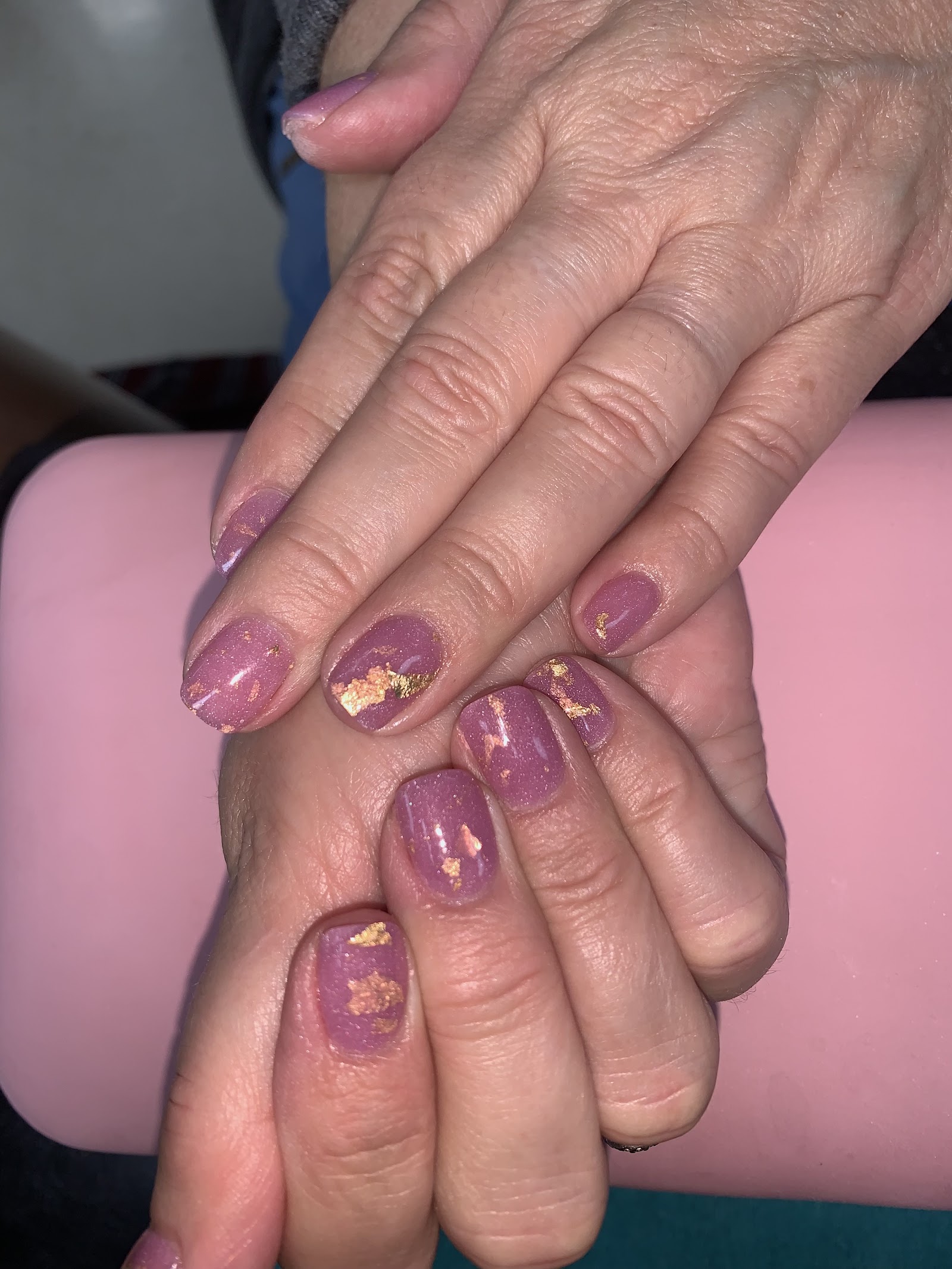 Golden Shears & Nails nail photo 3